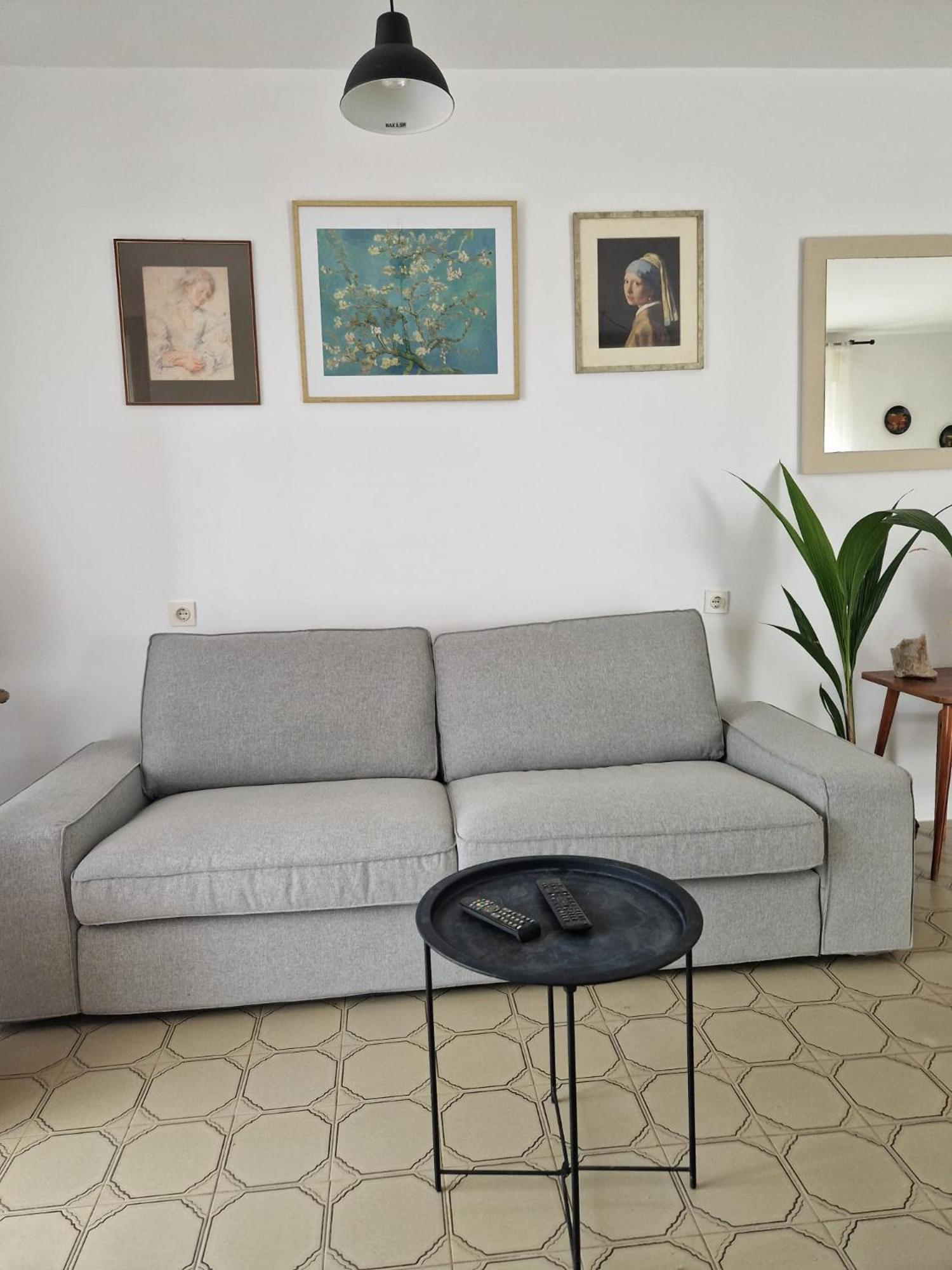 Apartment Laura Tisno Luaran gambar